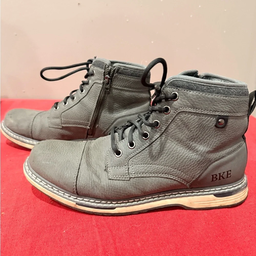 BKE Men's Charcoal Chukka Boots - Picture 2 of 5